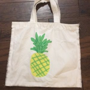 Beach Bag with pineapple picture. 15”x17”